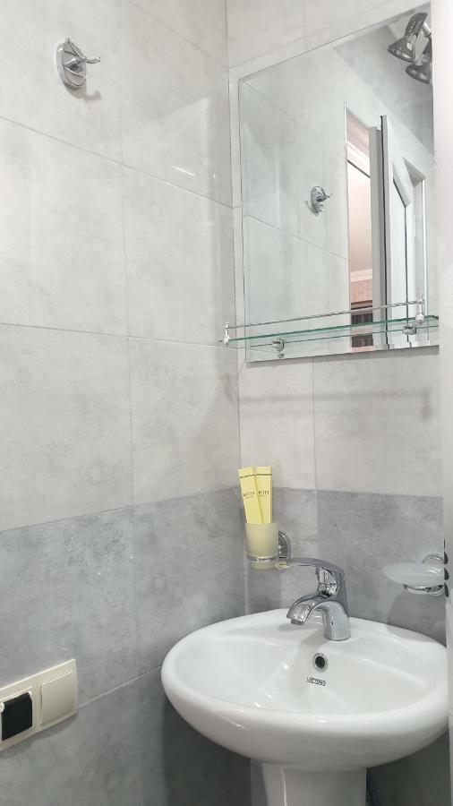 Comfort Tbilisi Ngoại thất bức ảnh